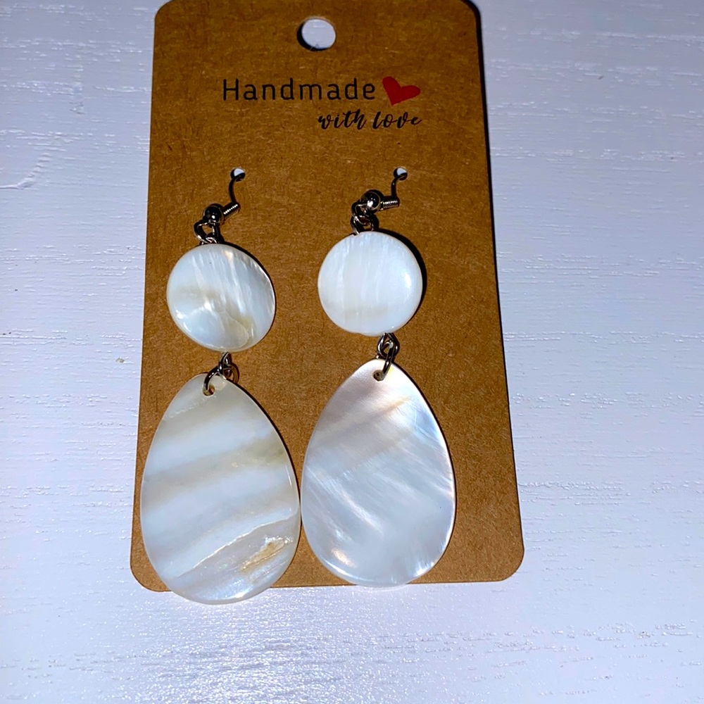 Shell Dangle Earrings
